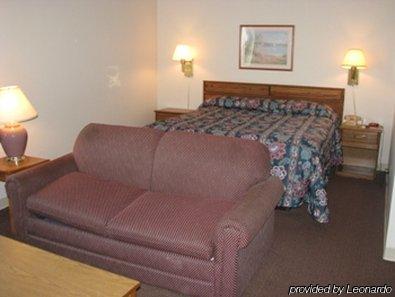 Cobblestone Inn & Suites - Trenton Екстериор снимка